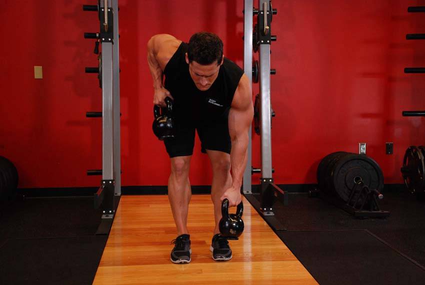Alternating Kettlebell Row variant 2