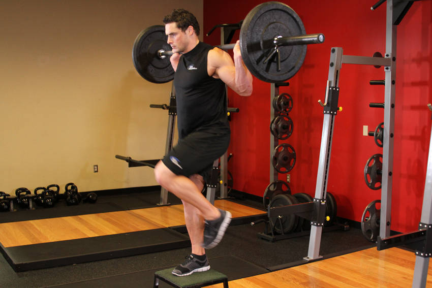 Barbell Step Ups variant 2