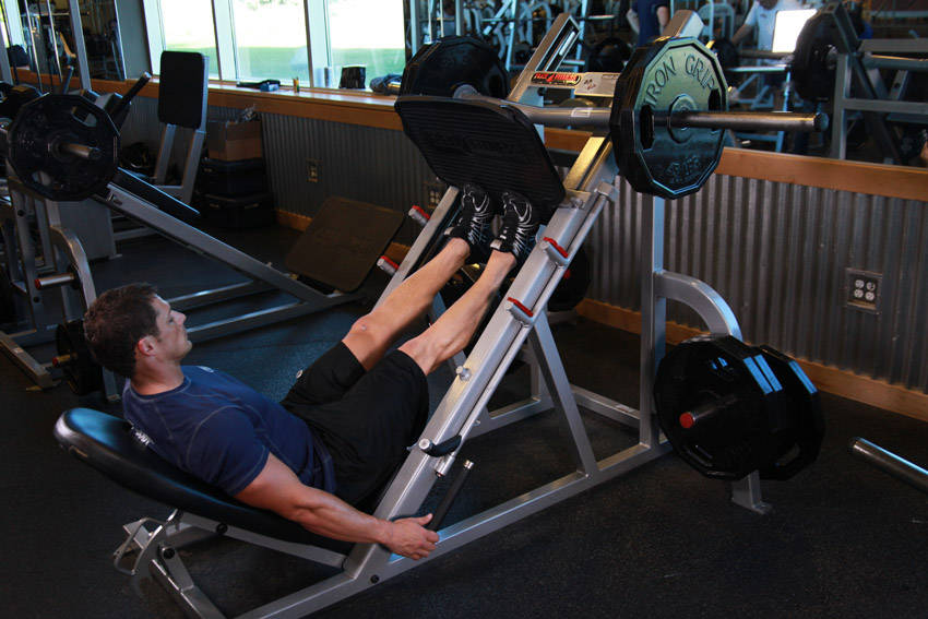 Calf Press On The Leg Press Machine variant 2