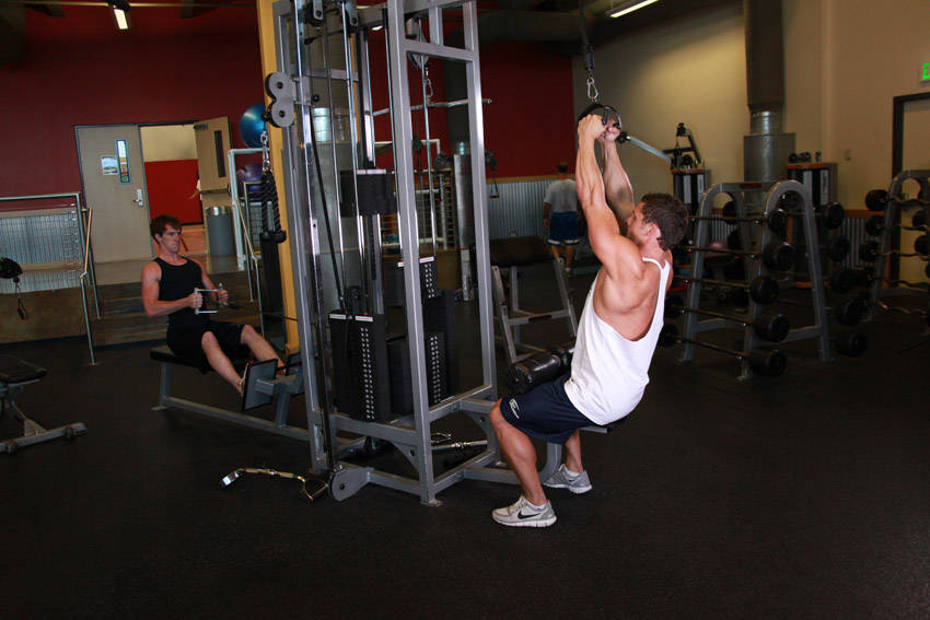 V-Bar Pulldown variant 2